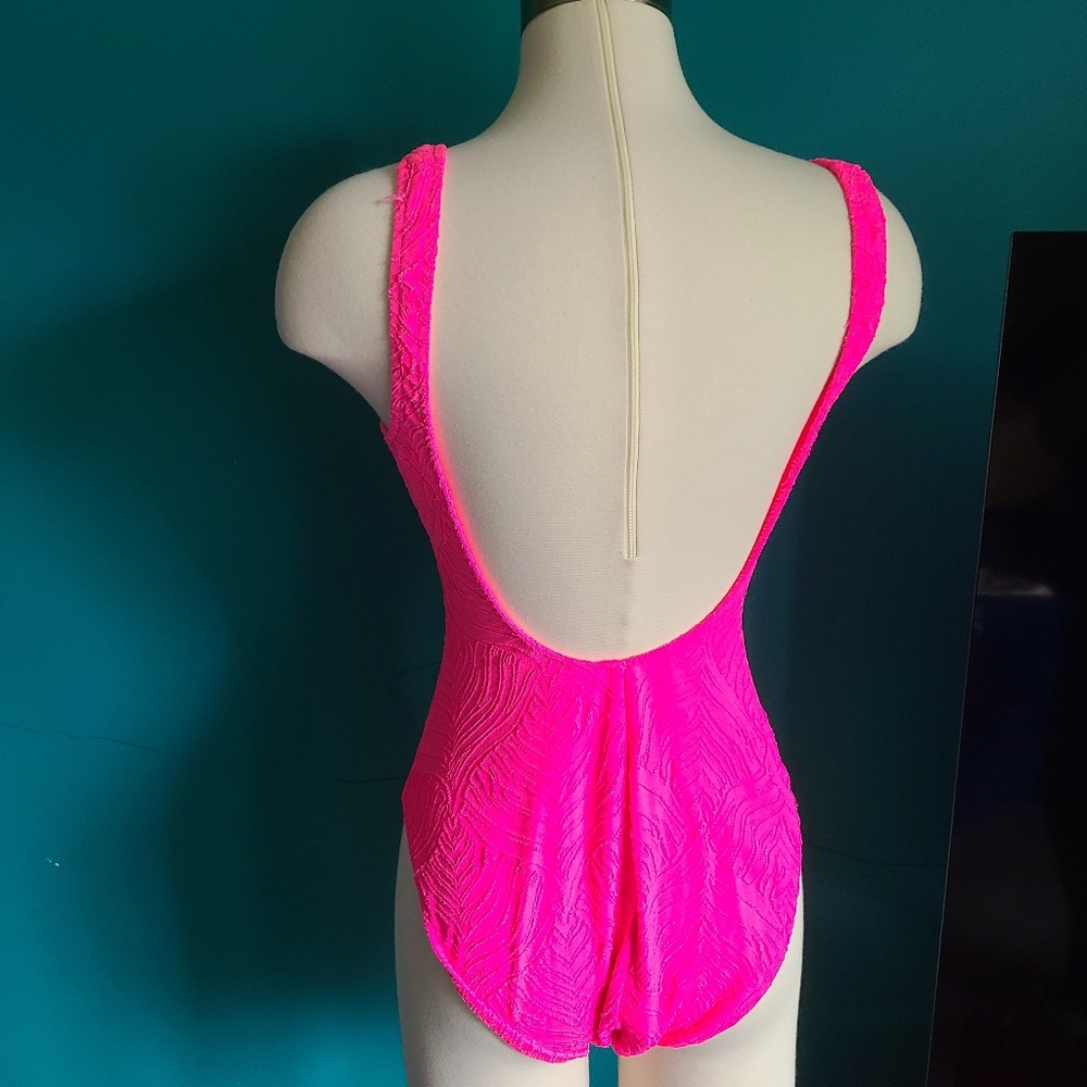 Vintage 1980s neon pink barbiecore one piece swimsuit low back - Picture 3 of 4